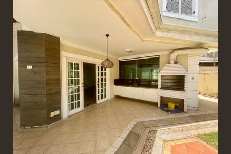 Casa de condomínio à venda com 432m², 4 quartos e 6 vagasFoto 24