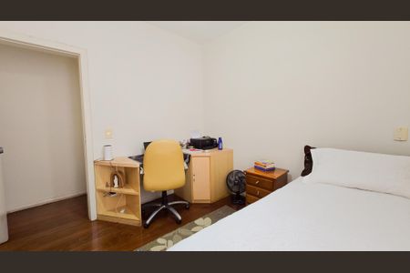 Apartamento à venda com 126m², 4 quartos e 2 vagasQuarto 03