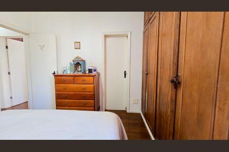 Apartamento à venda com 126m², 4 quartos e 2 vagasQuarto 01 - Suite