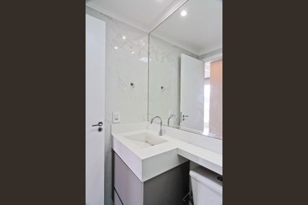 Apartamento para alugar com 49m², 2 quartos e 1 vaga Apartamento para alugar com 49m², 2 quartos e 1 vagaBanheiro