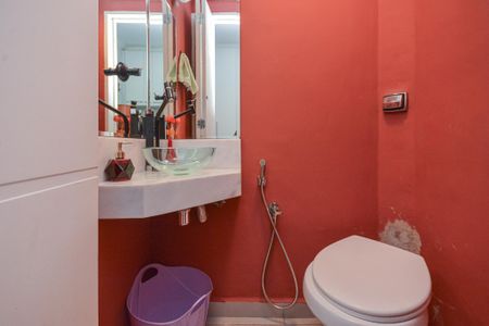 Apartamento para alugar com 72m², 3 quartos e 1 vagaLavabo