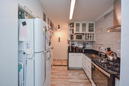 Apartamento para alugar com 72m², 3 quartos e 1 vagaCozinha e Área de Serviço