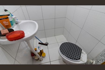 Banheiro de casa à venda com 1 quarto, 30m² em Vila Rio Branco, São Paulo