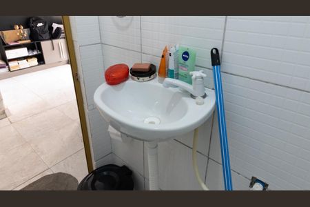 Banheiro de casa à venda com 1 quarto, 30m² em Vila Rio Branco, São Paulo