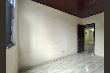 Casa para alugar com 100m², 3 quartos e sem vaga Casa para alugar com 100m², 3 quartos e sem vagaQuarto 1