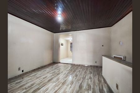 Casa para alugar com 100m², 3 quartos e sem vaga Casa para alugar com 100m², 3 quartos e sem vagaSala