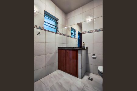 Banheiro 1 de casa para alugar com 3 quartos, 100m² em São Francisco Xavier, Rio de Janeiro