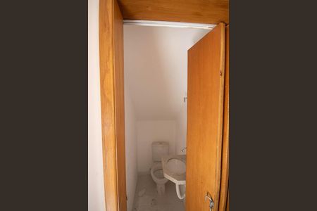 Lavabo de apartamento para alugar com 2 quartos, 60m² em Vila Mazzei, São Paulo