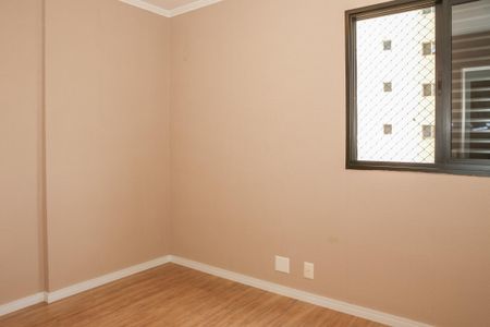 Apartamento à venda com 78m², 3 quartos e 1 vagaQuarto 2