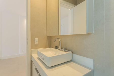 Apartamento para alugar com 64m², 2 quartos e 1 vagaBanheiro Suíte 2