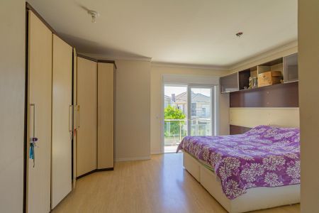 Casa à venda com 125m², 3 quartos e 2 vagasSuíte