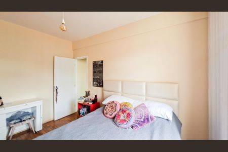 Apartamento à venda com 103m², 3 quartos e 1 vagaQuarto 2