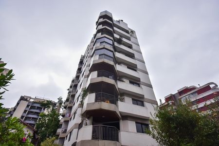 Apartamento à venda com 148m², 2 quartos e 3 vagasFachada