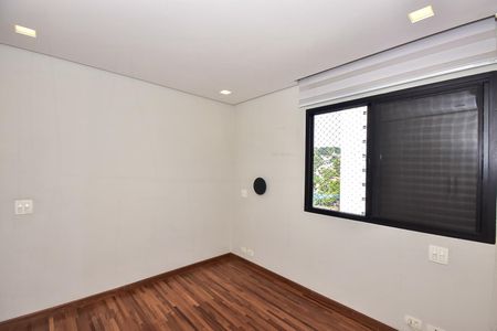 Apartamento à venda com 148m², 2 quartos e 3 vagasSuíte 1