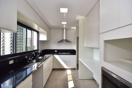Apartamento à venda com 148m², 2 quartos e 3 vagasCozinha