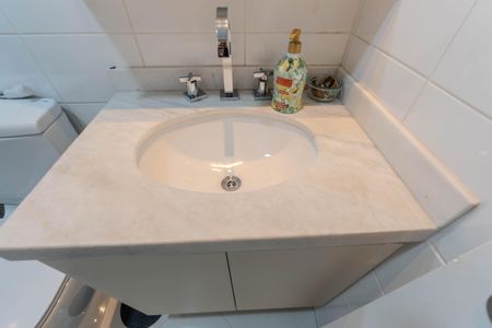 Apartamento à venda com 76m², 2 quartos e 1 vagaBanheiro