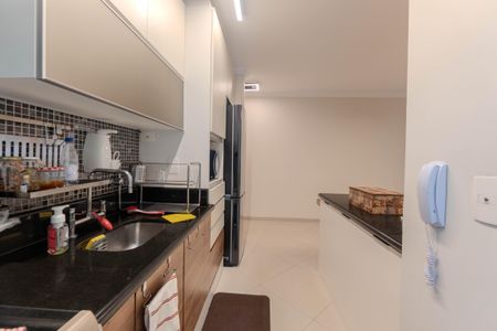 Apartamento à venda com 76m², 2 quartos e 1 vagaCozinha