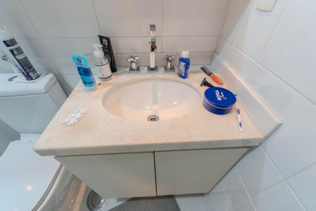 Apartamento à venda com 76m², 2 quartos e 1 vagaBanheiro da Suíte 1