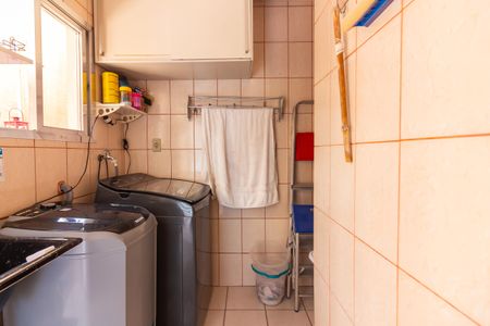 Casa à venda com 220m², 3 quartos e 3 vagas Casa à venda com 220m², 3 quartos e 3 vagasÁrea de Serviço