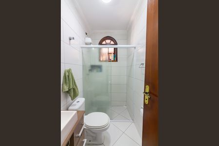 Casa à venda com 220m², 3 quartos e 3 vagas Casa à venda com 220m², 3 quartos e 3 vagasBanheiro 1