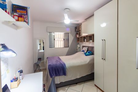 Casa à venda com 220m², 3 quartos e 3 vagas Casa à venda com 220m², 3 quartos e 3 vagasQuarto 3
