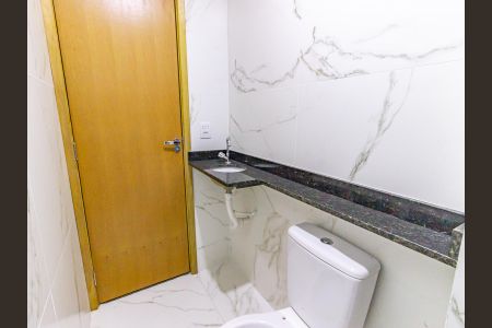 Banheiro de apartamento para alugar com 1 quarto, 25m² em Vila Invernada, São Paulo