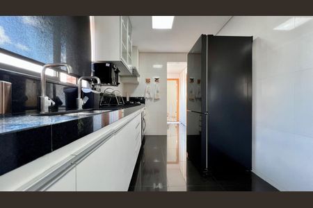 Apartamento à venda com 145m², 4 quartos e 3 vagascozinha