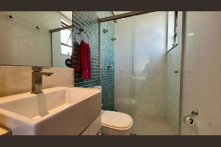 Apartamento à venda com 145m², 4 quartos e 3 vagasbanho