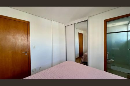 Apartamento à venda com 145m², 4 quartos e 3 vagasquarto 