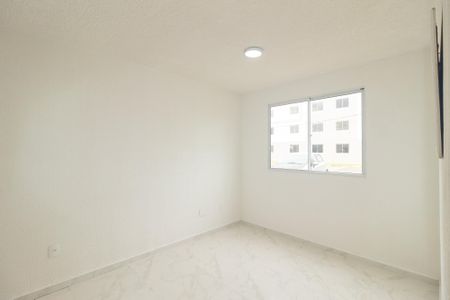 Sala de apartamento para alugar com 2 quartos, 42m² em Guaratiba, Rio de Janeiro