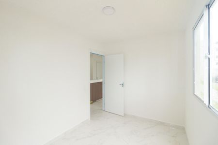 Quarto 1 de apartamento para alugar com 2 quartos, 42m² em Guaratiba, Rio de Janeiro