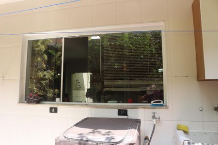 Casa à venda com 200m², 4 quartos e 4 vagasÁrea de Serviço