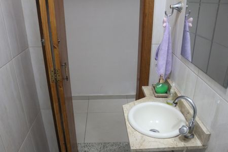 Casa à venda com 200m², 4 quartos e 4 vagasLavabo