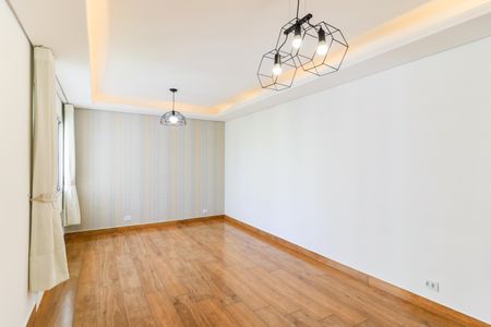 Apartamento para alugar com 75m², 2 quartos e 1 vaga Apartamento para alugar com 75m², 2 quartos e 1 vagaSala