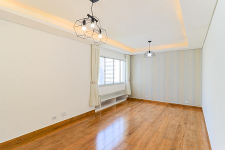 Apartamento para alugar com 75m², 2 quartos e 1 vaga Apartamento para alugar com 75m², 2 quartos e 1 vagaSala