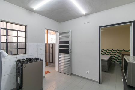 Cozinha de casa para alugar com 1 quarto, 20m² em Vila Trabalhista, Guarulhos