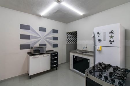 Cozinha de casa para alugar com 1 quarto, 20m² em Vila Trabalhista, Guarulhos