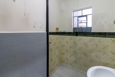 Banheiro de casa para alugar com 1 quarto, 20m² em Vila Trabalhista, Guarulhos
