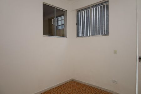 Sala 1 de casa para alugar com 3 quartos, 230m² em Jardim Adelaide, São Paulo