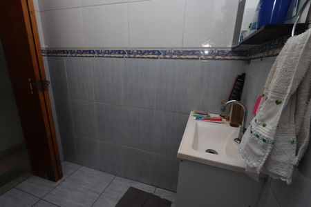 Casa à venda com 203m², 3 quartos e 4 vagasBanheiro Social