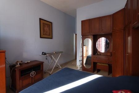 Casa à venda com 203m², 3 quartos e 4 vagasSuíte