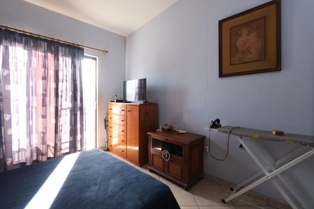 Casa à venda com 203m², 3 quartos e 4 vagasSuíte