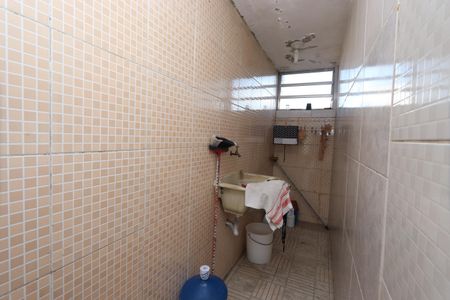 Casa à venda com 203m², 3 quartos e 4 vagasLavanderia