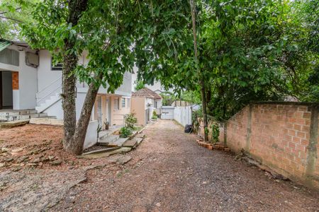 Casa de condomínio para alugar com 38m², 1 quarto e 1 vagaQuintal