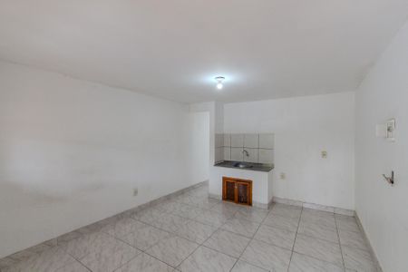 Casa de condomínio para alugar com 38m², 1 quarto e 1 vagaSala/Cozinha