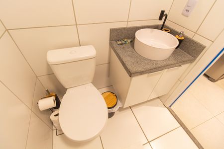 Studio para alugar com 26m², 0 quarto e sem vaga Studio para alugar com 26m², 0 quarto e sem vagaBanheiro