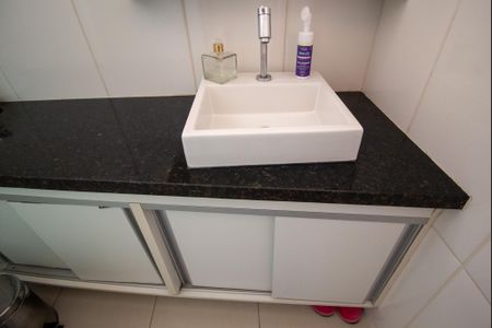 Casa para alugar com 380m², 3 quartos e 6 vagasBanheiro Social 