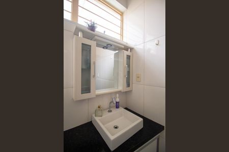 Casa para alugar com 380m², 3 quartos e 6 vagasBanheiro Social 