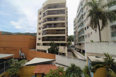 Apartamento à venda com 98m², 3 quartos e 2 vagasQuarto - Vista