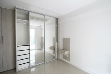 Apartamento à venda com 98m², 3 quartos e 2 vagasSuíte 2